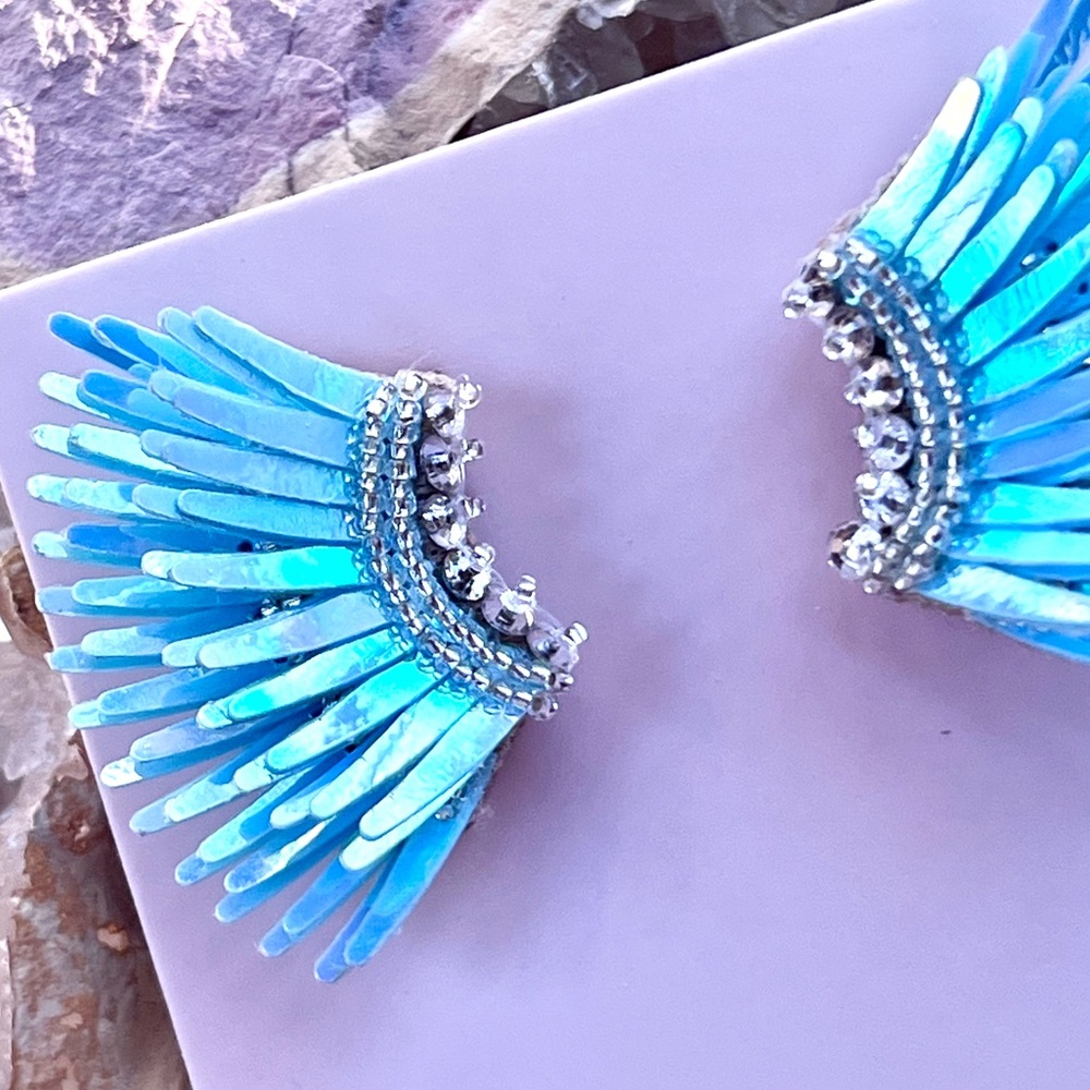 πΊπHPππΊ NWT Mignonne Gavigan Mini Madeline Earrings Metallic Blue - Picture 2 of 16